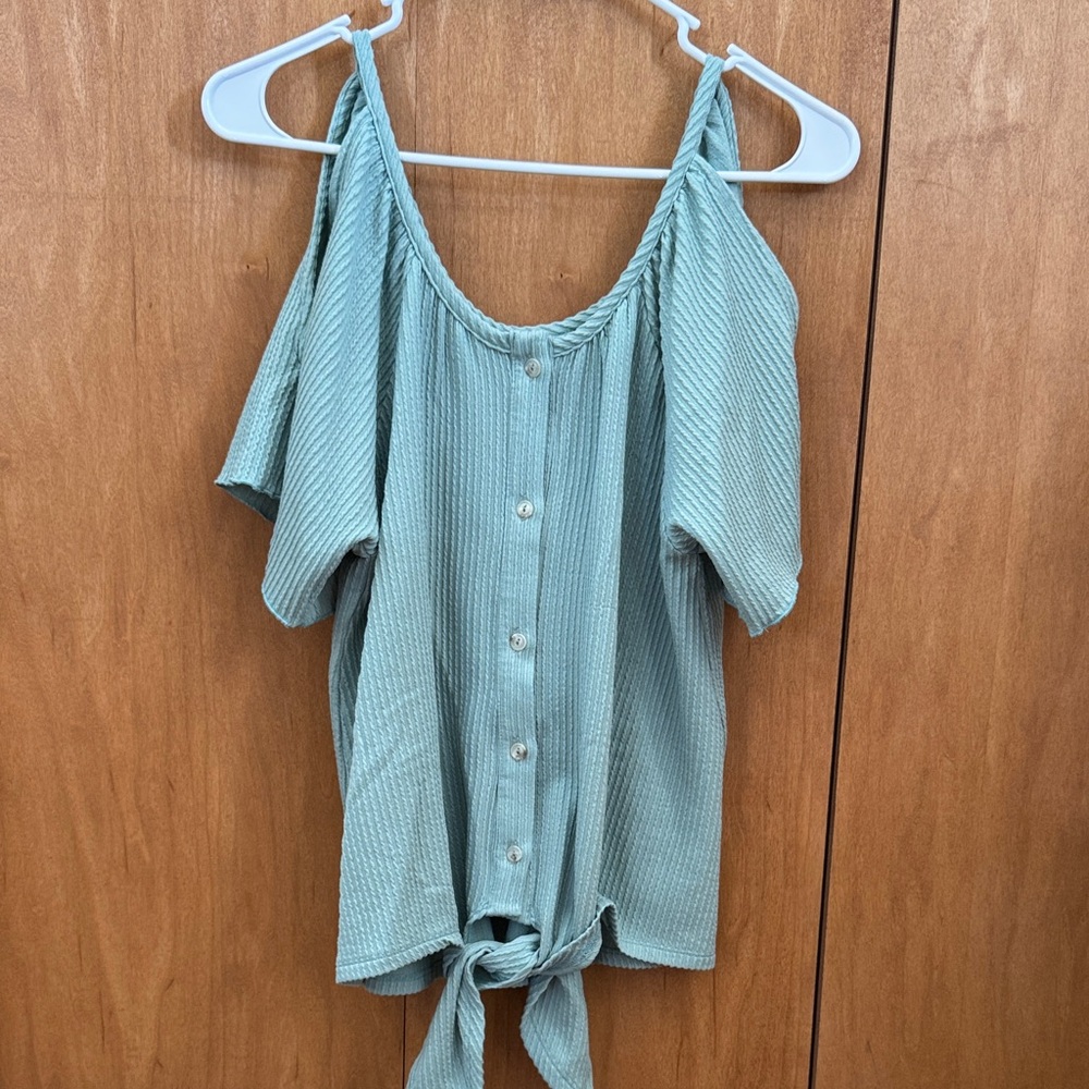 Daytrip Light Green Button-Down Blouse